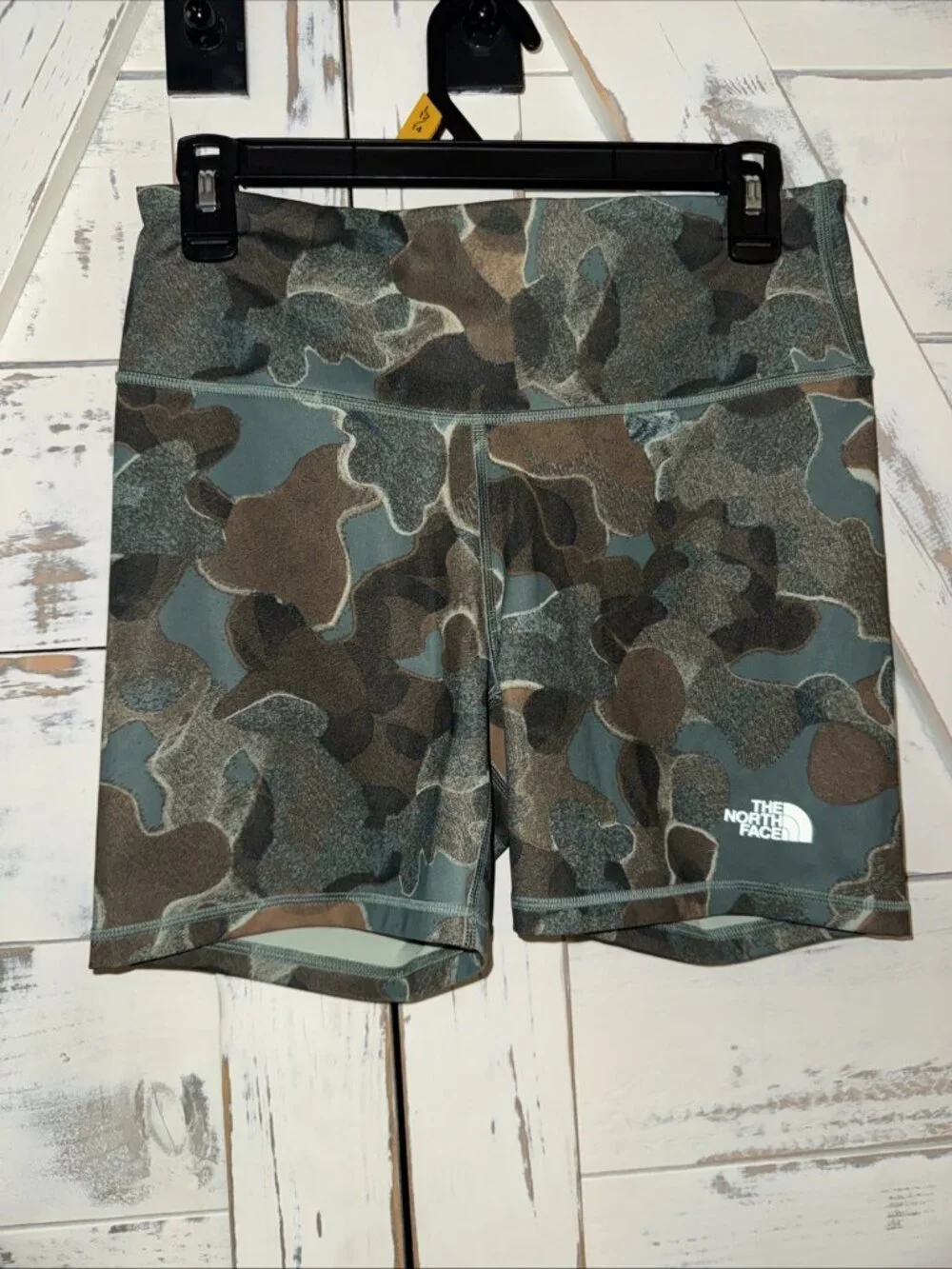 The North Face Womens Large Elevation Camo Bike Shorts 4